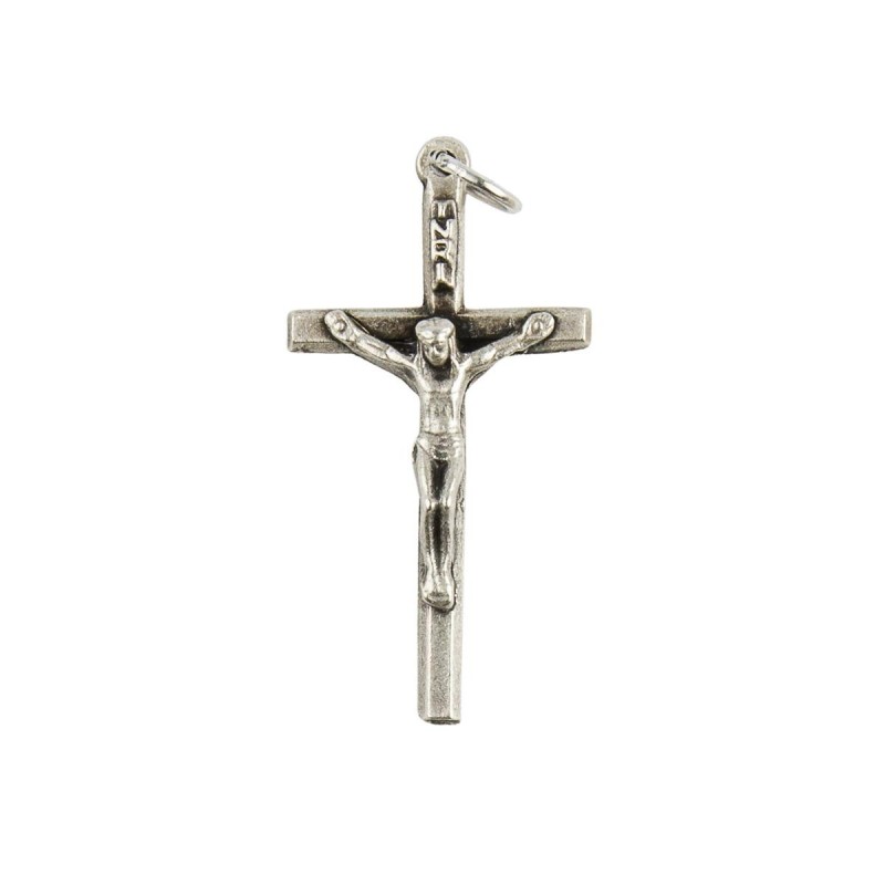 Croix de cou bâton carrée en métal couleur argentée avec Christ H. 3,8 cm..